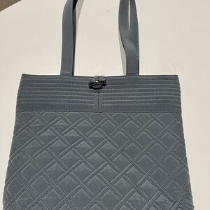 Vera Bradley Women’s Gray Quilted Tote Bag